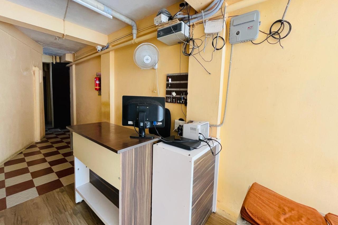 Skyry Hotel Iyyapanthangal Ченнаї Екстер'єр фото